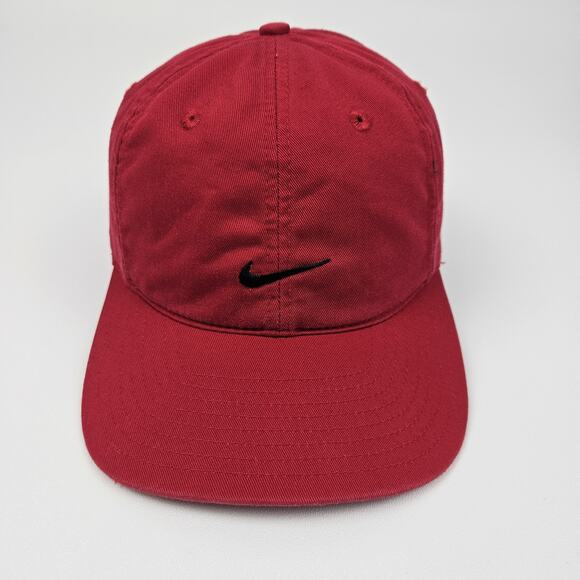 Nike Center Swoosh Vintage Hat Cap Red/Black Strap Back Performance‎ Embroidered - Picture 1 of 7